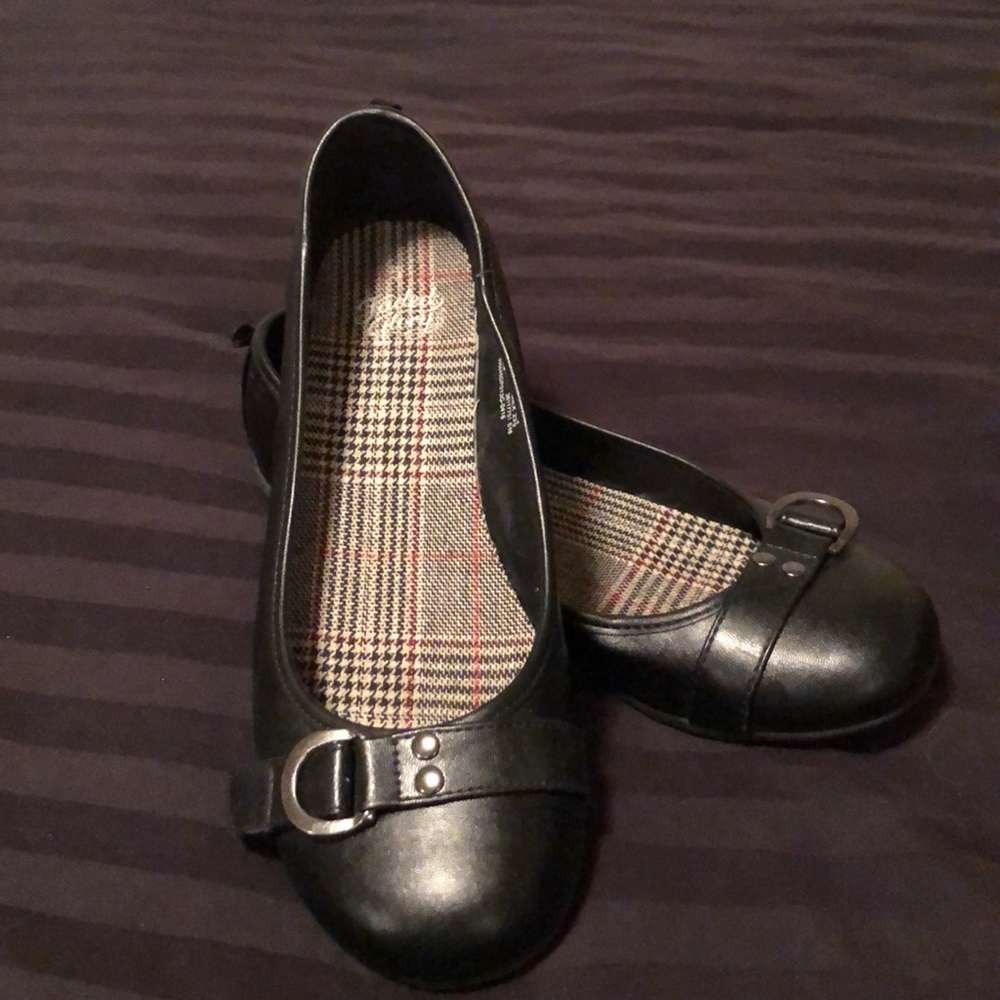Black buckle Flats
